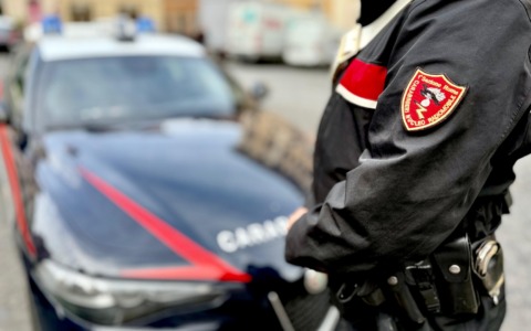 Auto sequestrata e ceduta: denunciato un 40enne