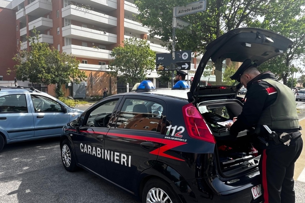 Controlli dei carabinieri tra alcol, droga e sanzioni