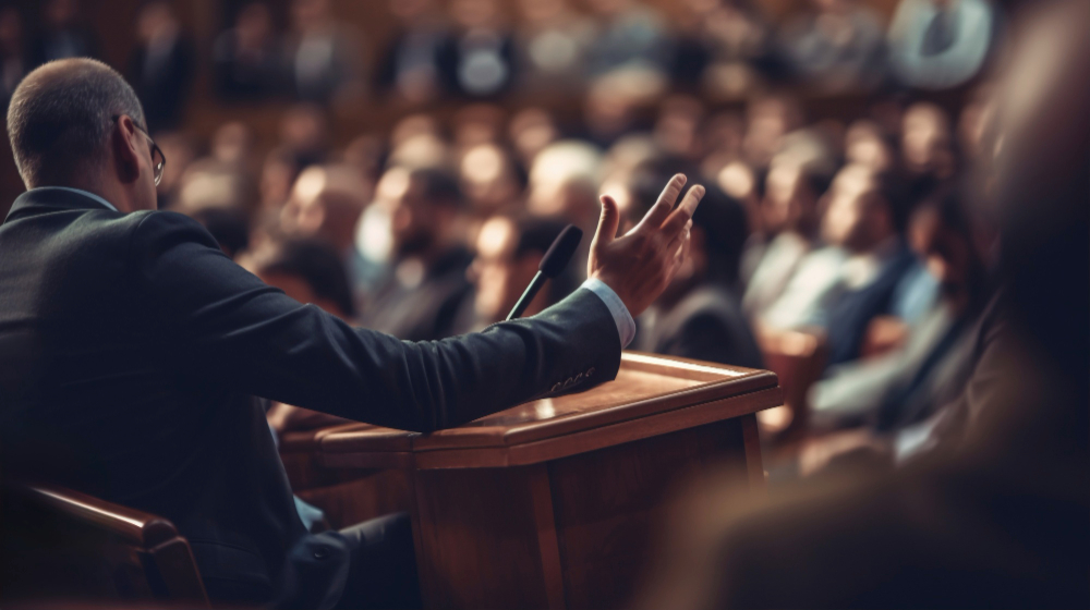 Droni per combattere l’abbandono dei rifiuti in città