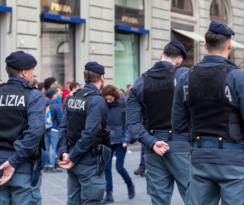 Intensificati i controlli della Polizia nel quartiere Venezia