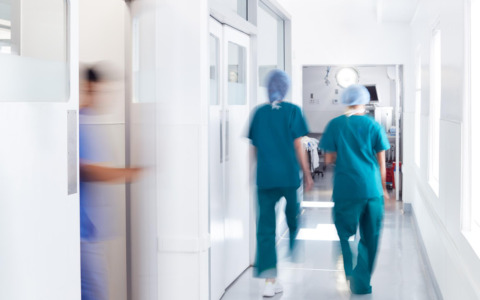 Asl Toscana nord ovest amplia la tutela per i sanitari aggrediti