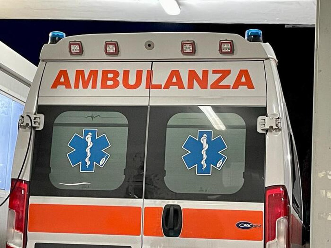 Uomo soccorso dopo una caduta dagli scogli all’Elba
